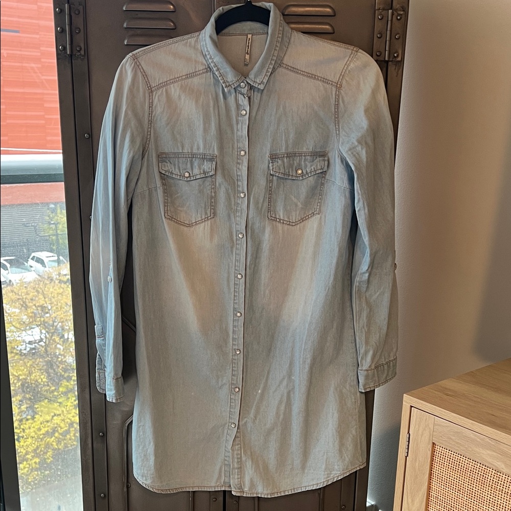 Stradivarius Light Blue Denim Shirt